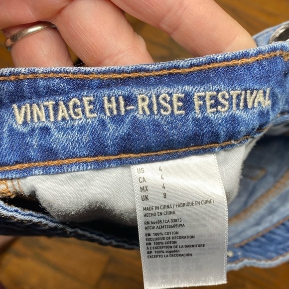American Eagle High Rise Vintage Festival Shorts - Picture 8 of 8